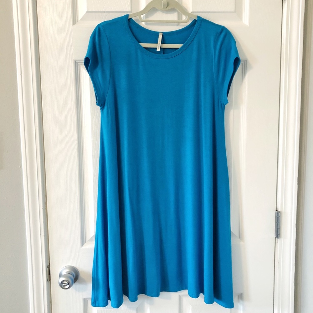 {Bellamie} Bright Blue Shift Dress